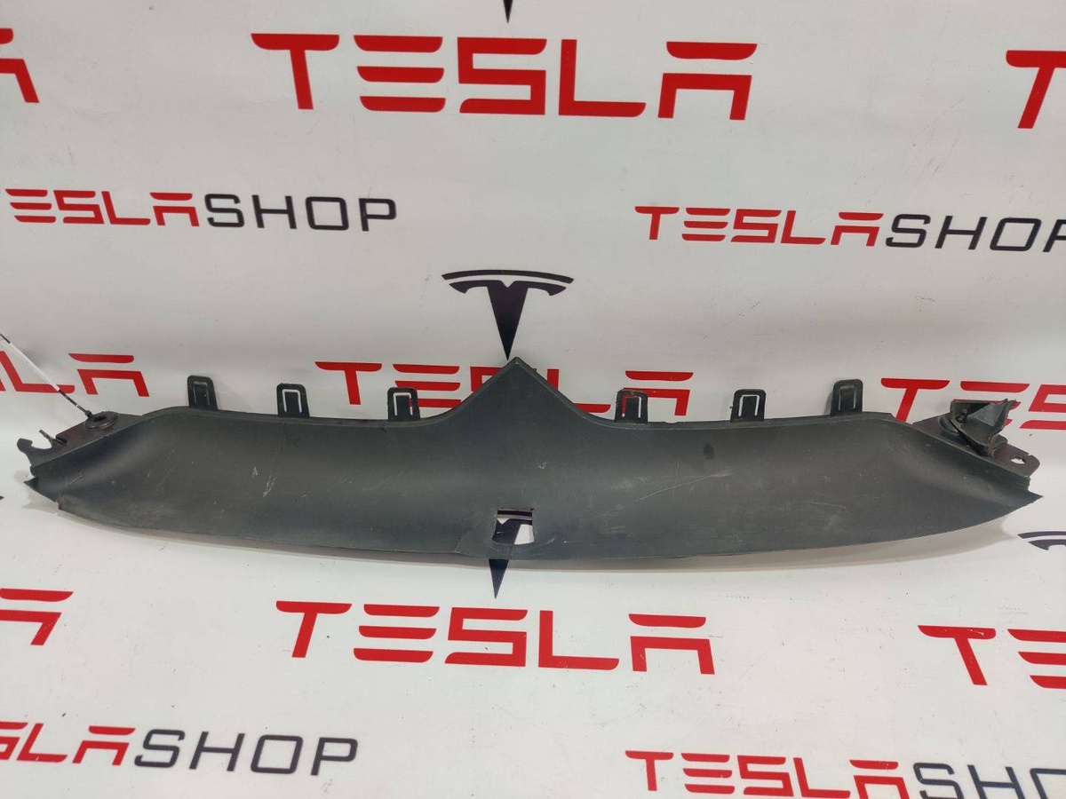 Молдинг бампера переднего к Tesla Model X 2019