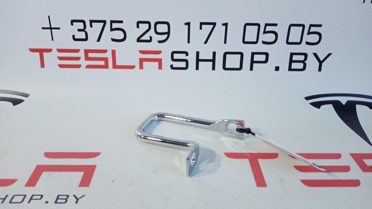 Замок спинки сиденья к Tesla Model S 2014