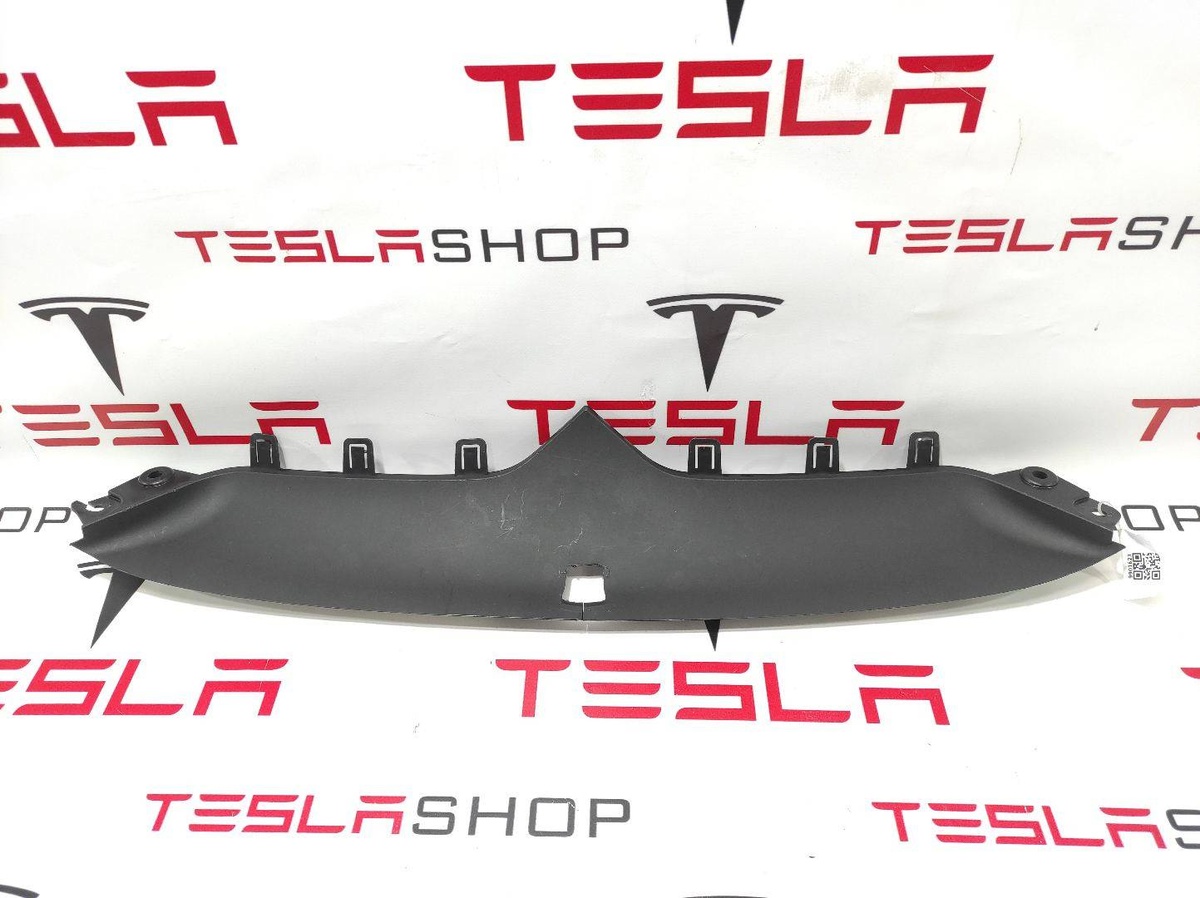 Молдинг бампера переднего к Tesla Model X 2017