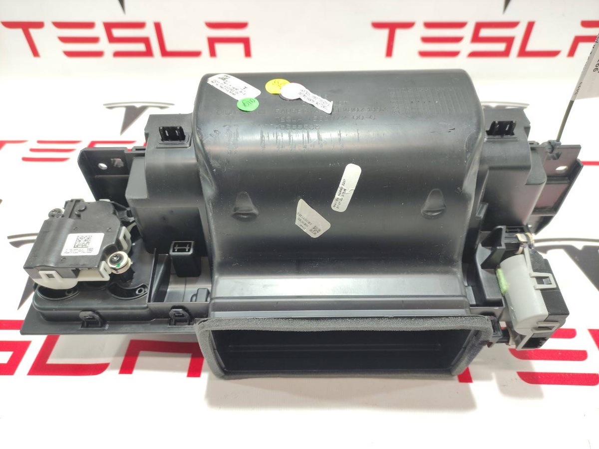 Воздуховод к Tesla Model S 2022