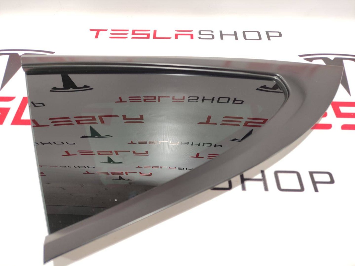 Стекло заднее к Tesla Model X 2019