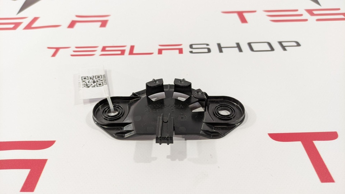 Антенна системы Комфортный доступ к Tesla Model S 2014