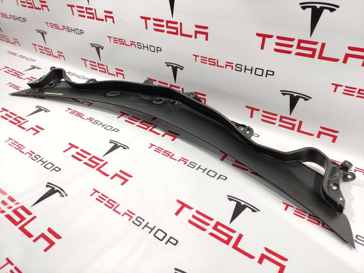 Дождевик к Tesla Model X 2017