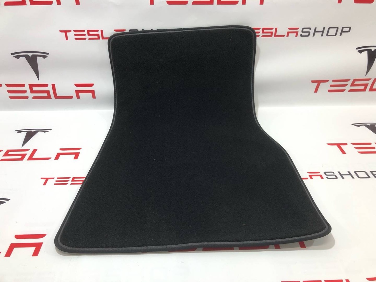 Коврики в салон к Tesla Model S 2021