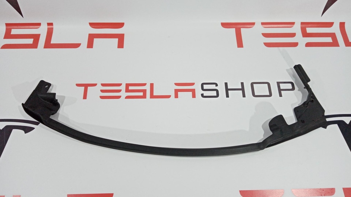 Уплотнитель двери задней правой к Tesla Model S 2014