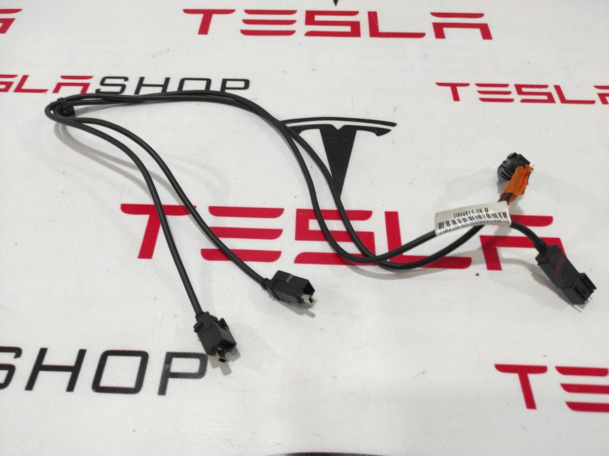 Провод USB к Tesla Model S 2013
