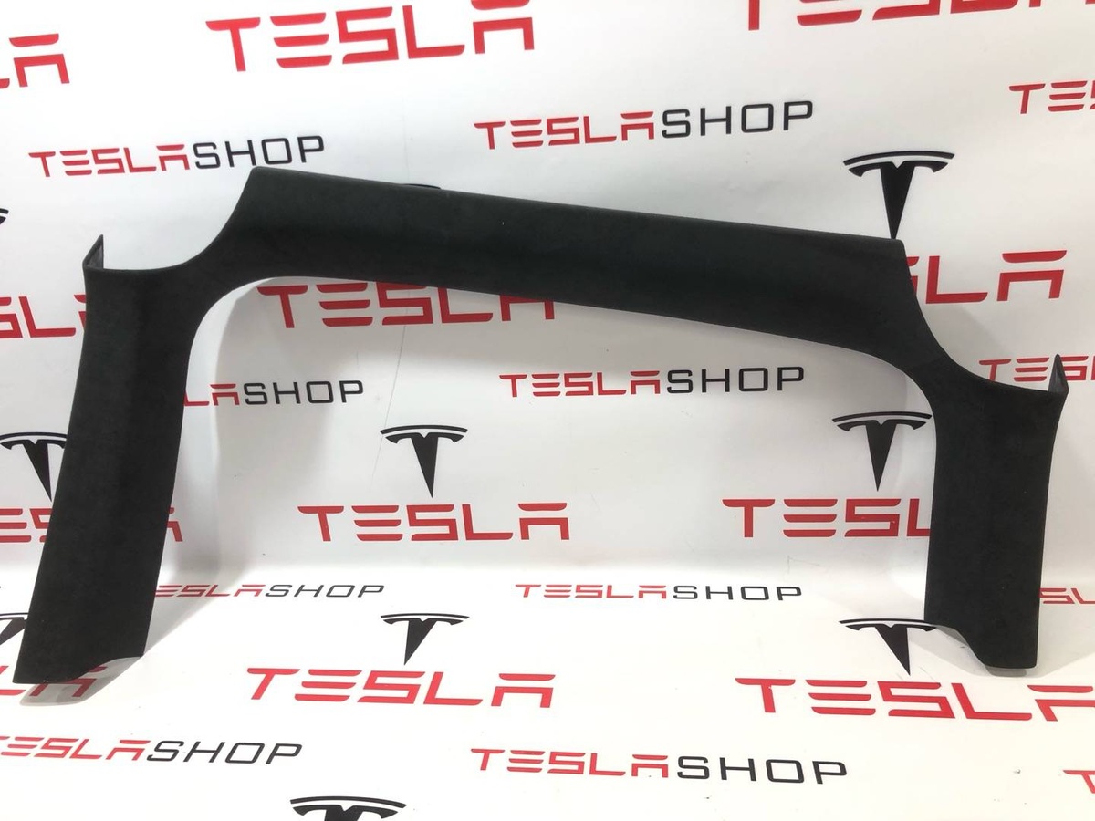 Обшивка двери (дверная карта) комплект к Tesla Model X 2020