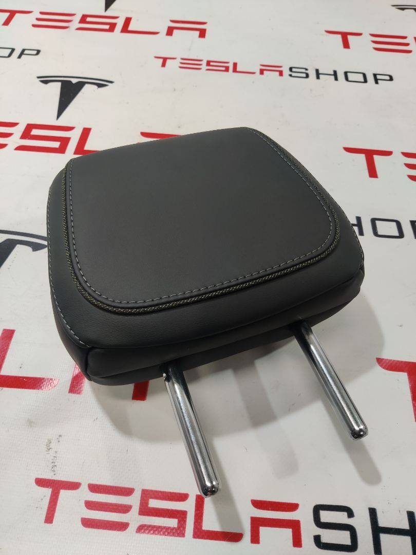 Подголовник к Rivian R1T 2022