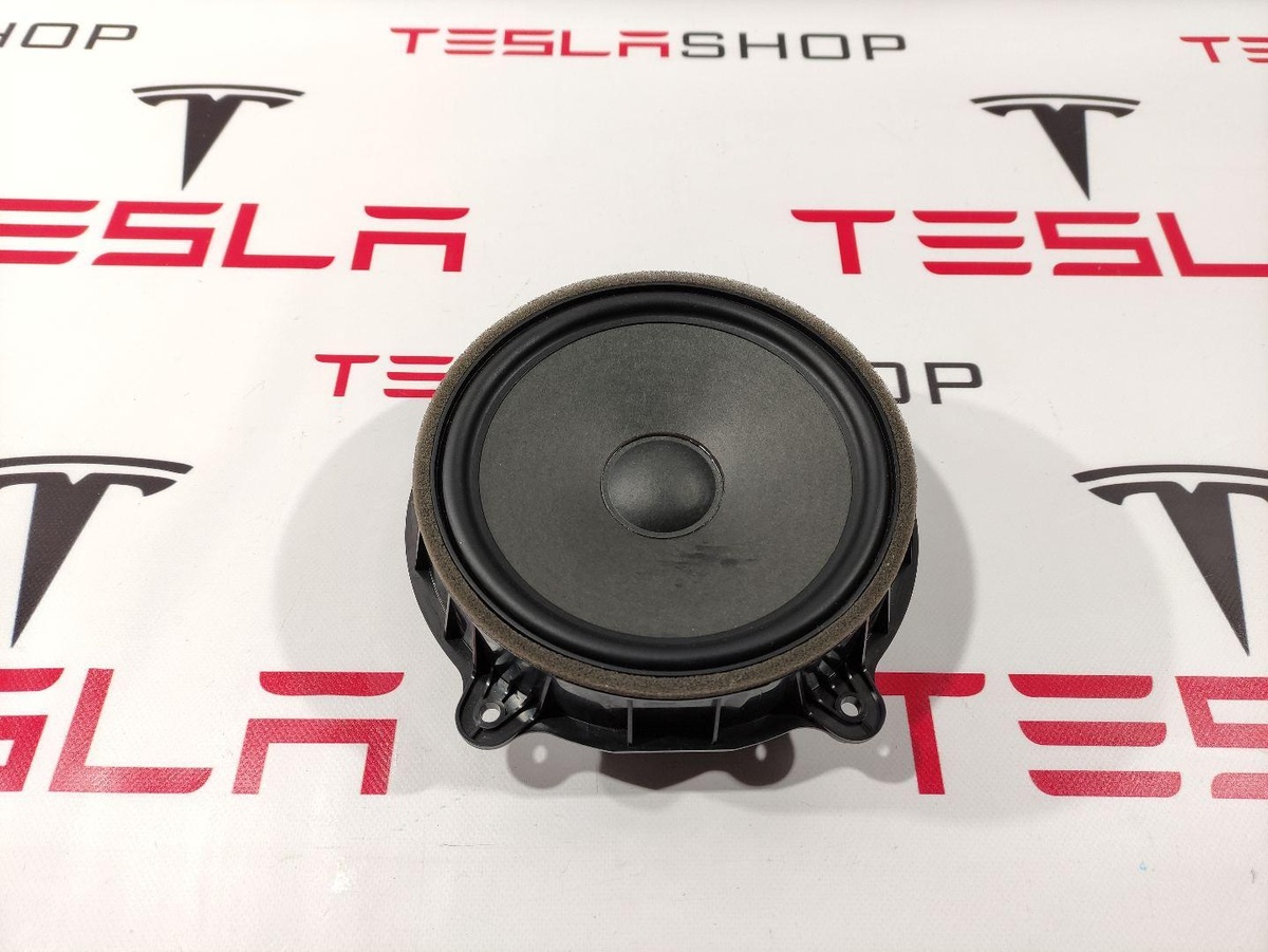 Динамик к Tesla Model 3 2020