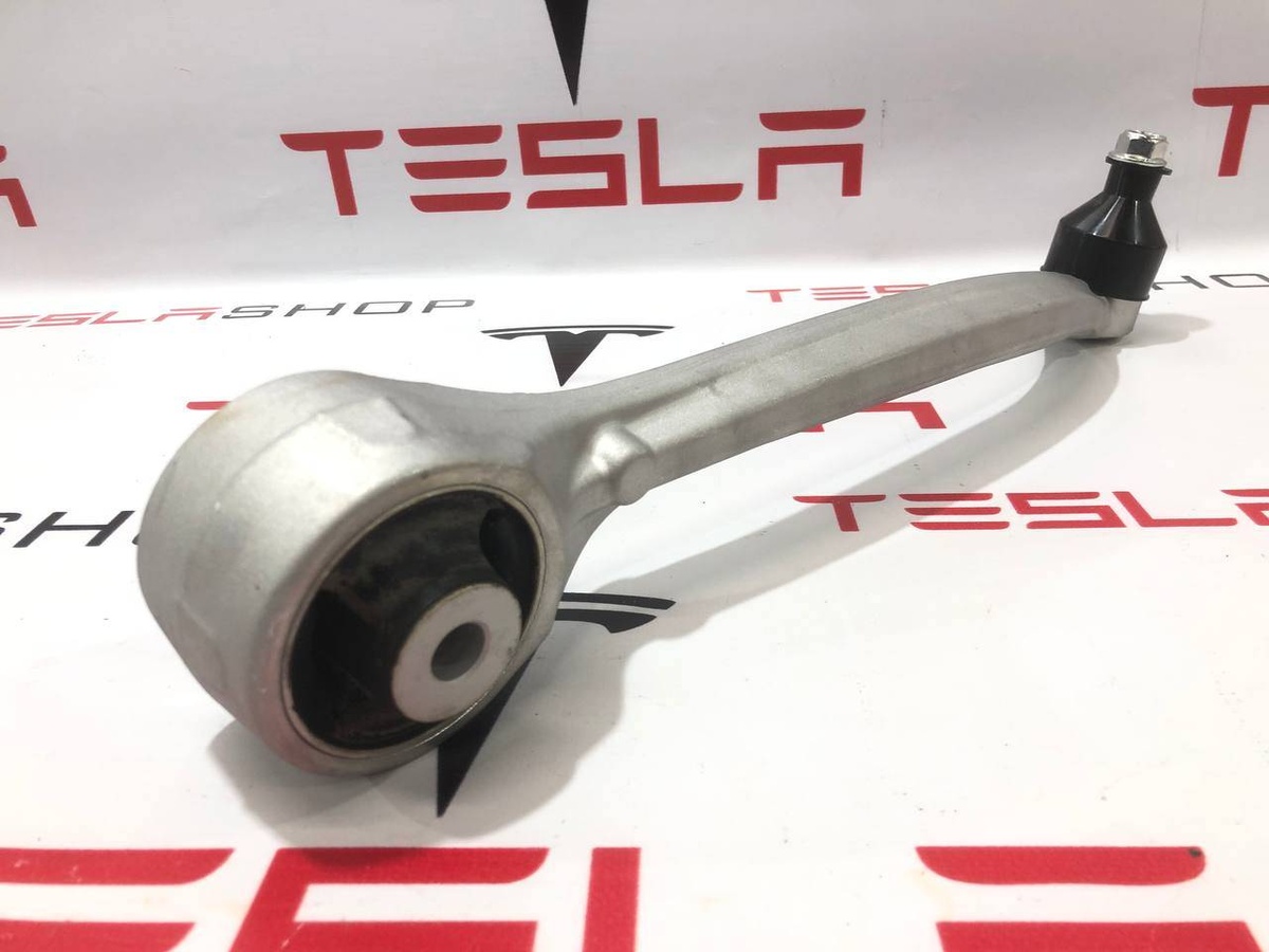 Рычаг передний к Tesla Model S 2019