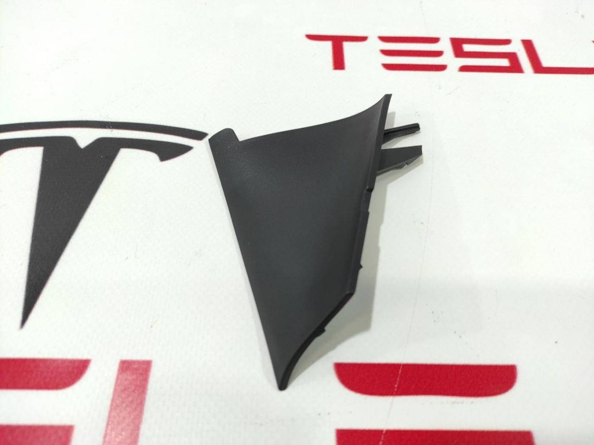 Заглушка к Tesla Model S 2017
