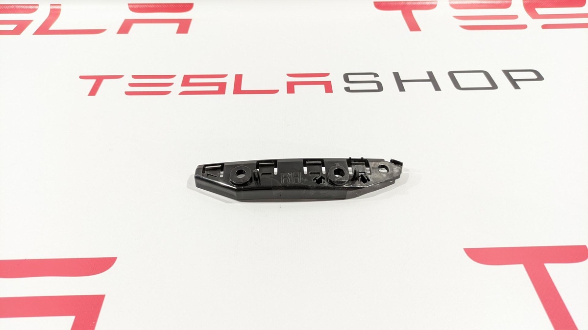 Кронштейн к Tesla Model 3 2019