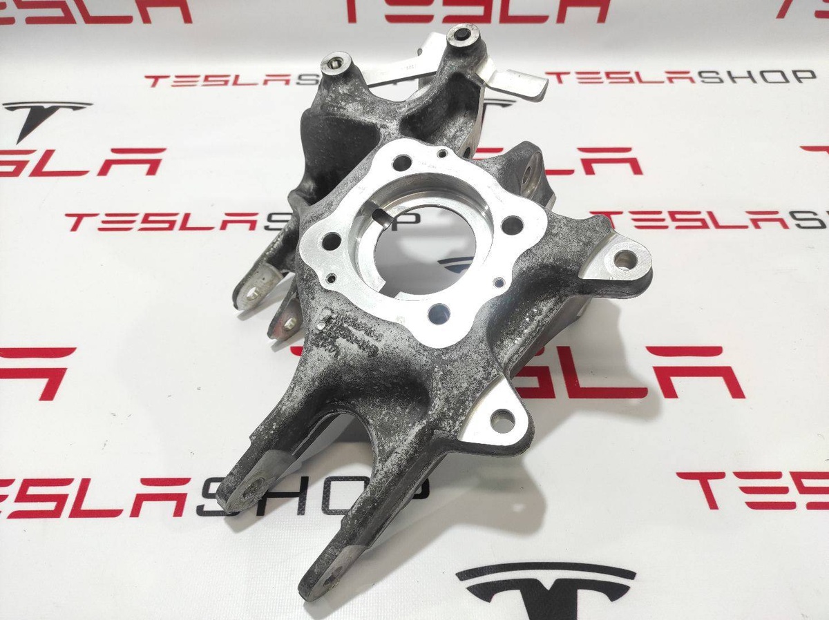 Кулак задний левый к Tesla Model S 2018