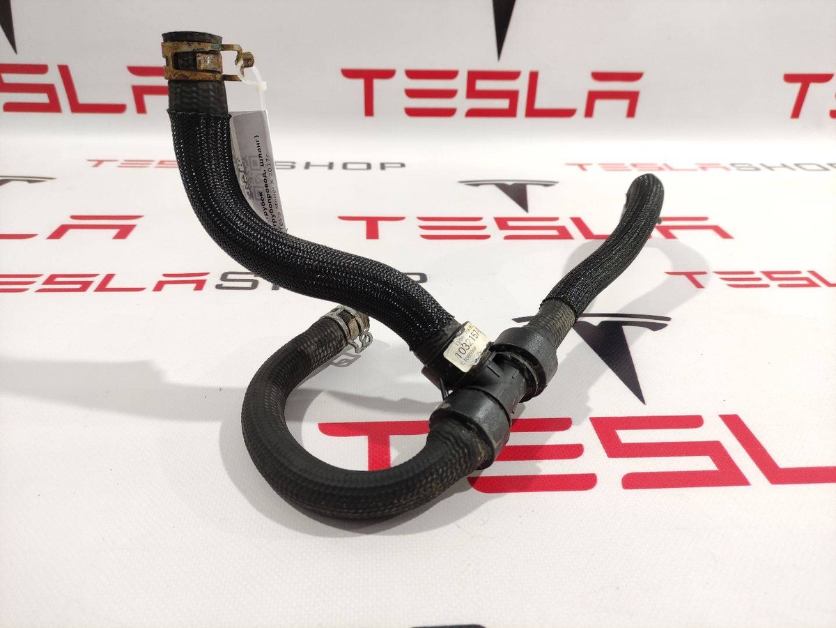 Патрубок к Tesla Model X 2017