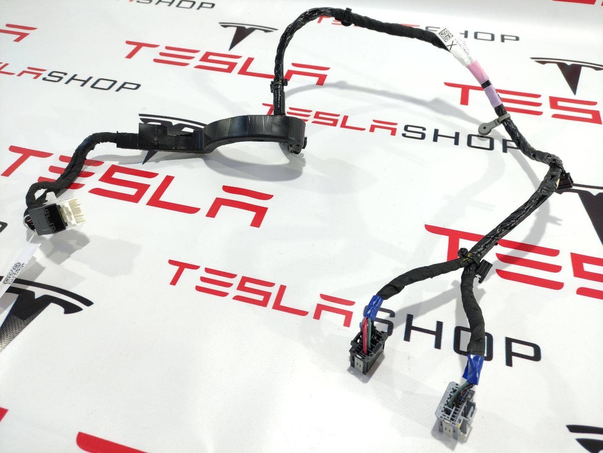 Проводка двери к Tesla Model X 2016