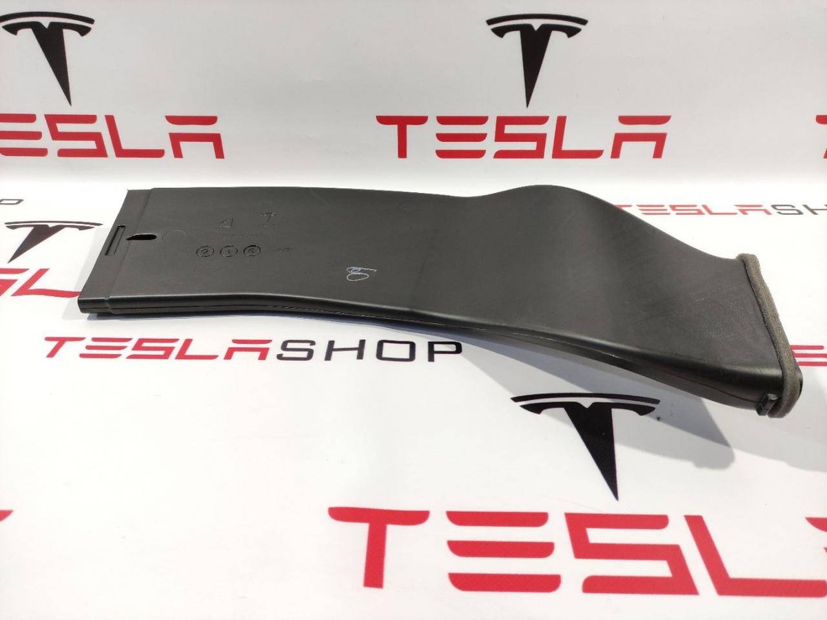 Воздуховод к Tesla Model X 2017