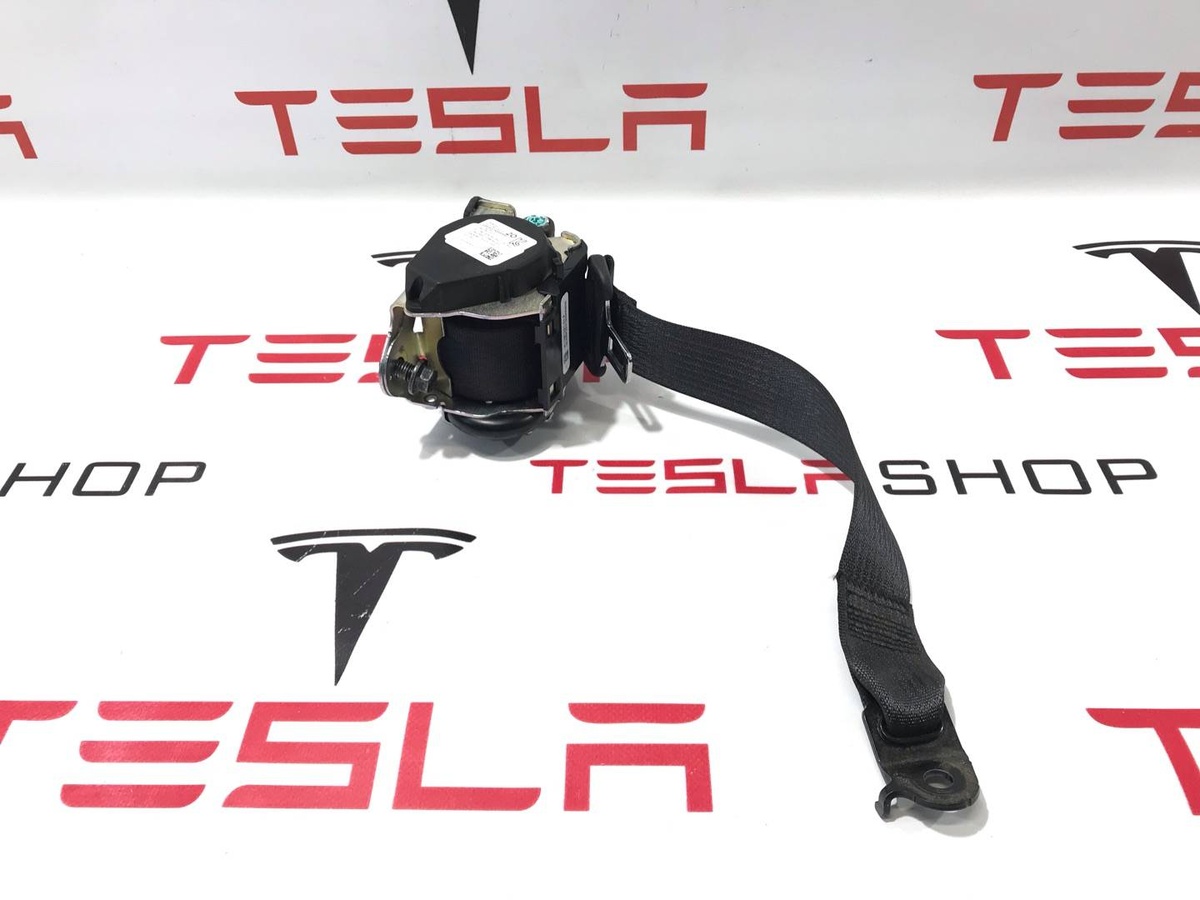 Ремень безопасности к Tesla Model 3 2020