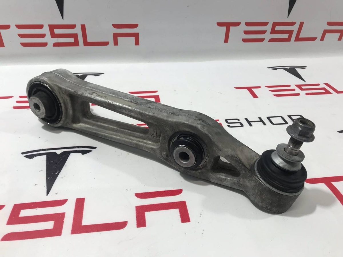 Рычаг передний к Tesla Model S 2015