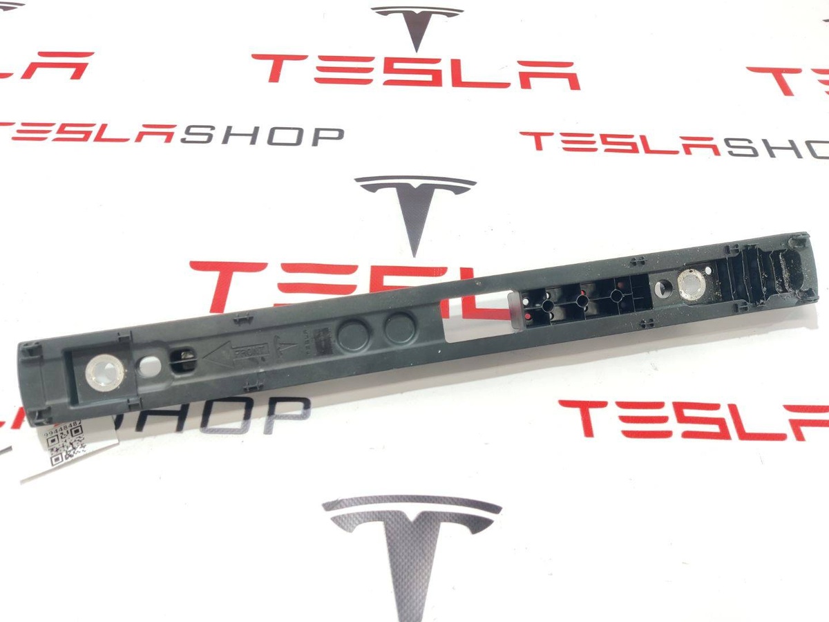 Сиденье переднее к Tesla Model S 2021