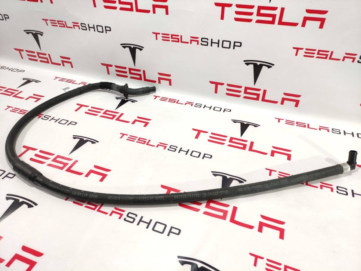 Трубка охлаждающей жидкости металлическая к Tesla Model S 2015