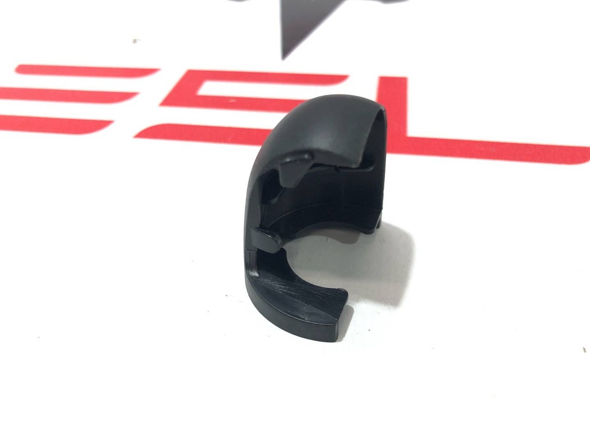 Заглушка к Tesla Model X 2019
