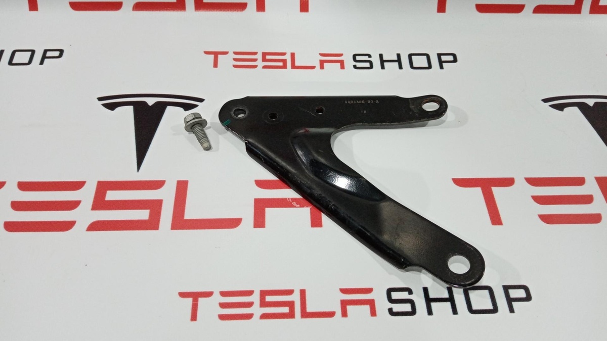 Кронштейн подрамника к Tesla Model S 2015