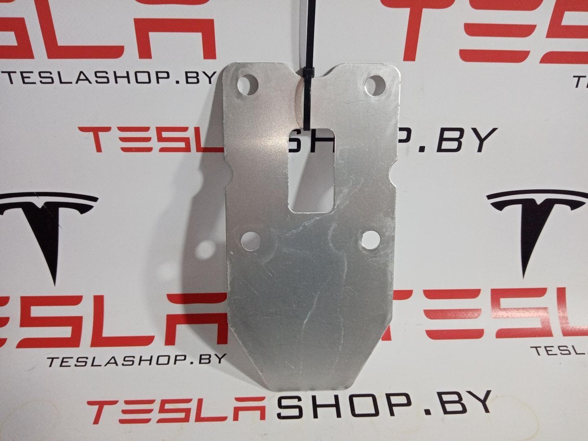 Пластик салона к Tesla Model S 2012
