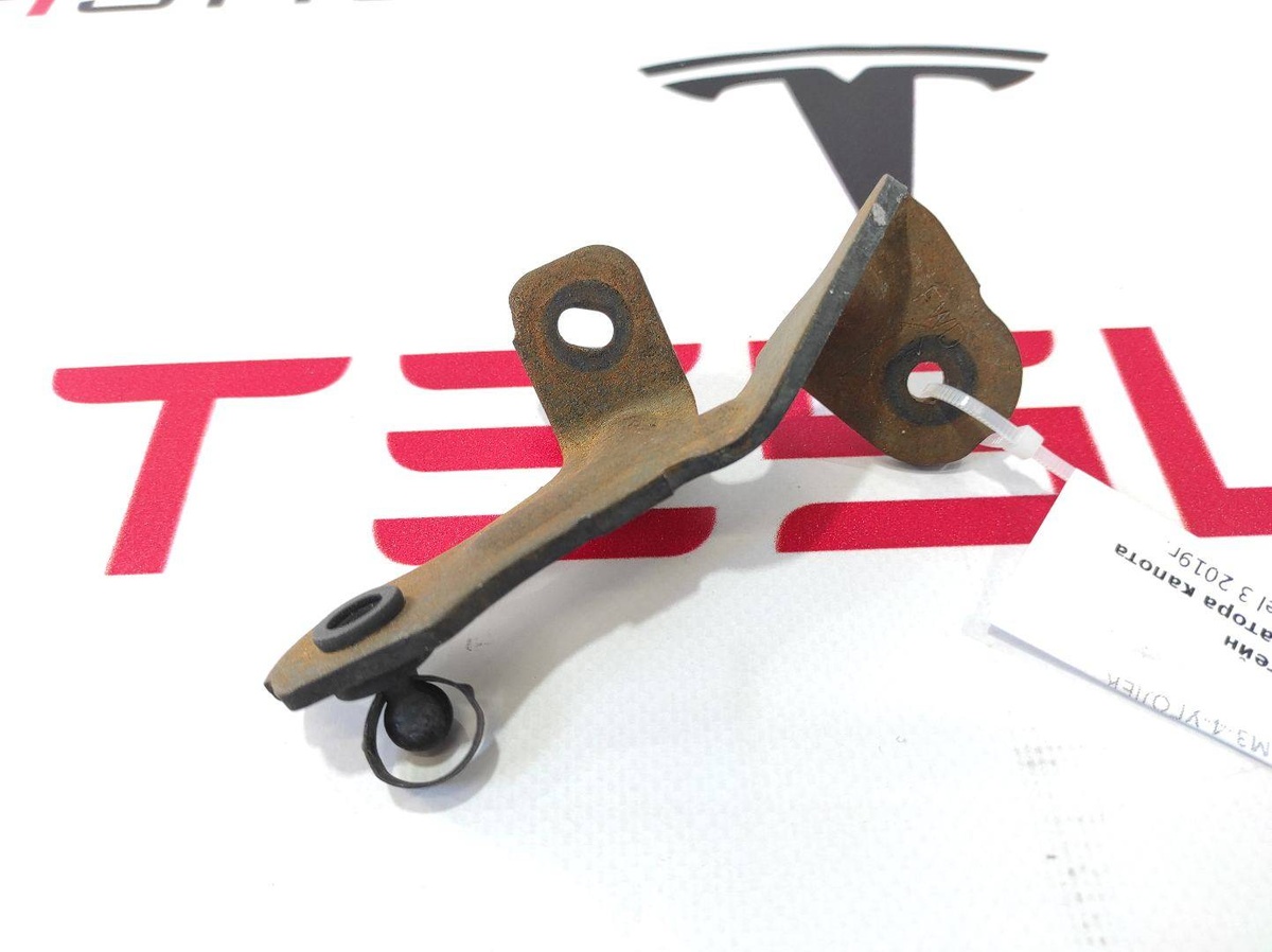 Механизм (прочие) к Tesla Model 3 2019
