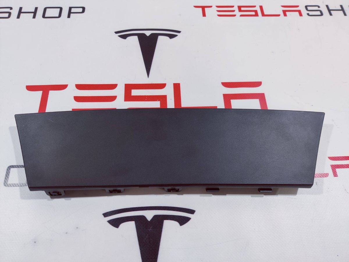 Заглушка к Tesla Model Y 2021