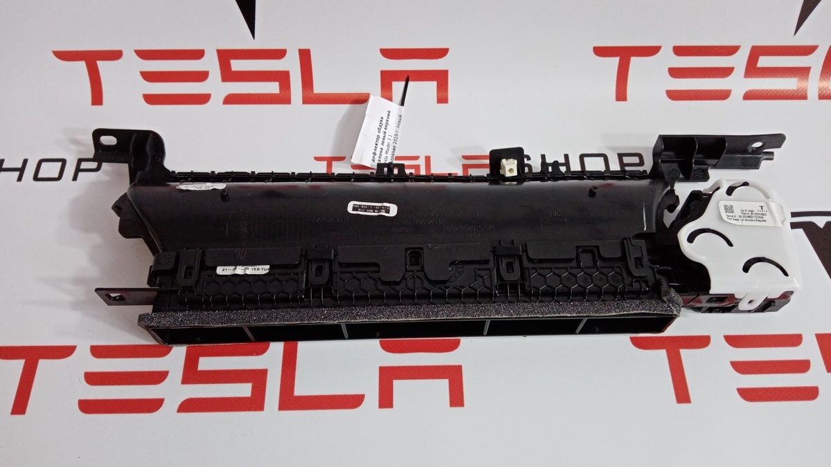 Воздуховод к Tesla Model 3 2019