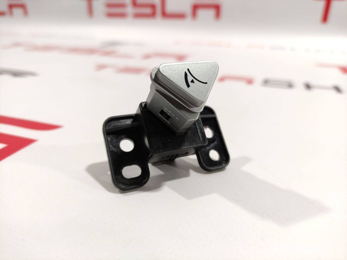 Бардачок к Tesla Model S 2015