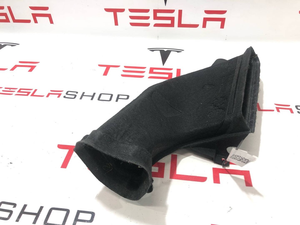 Воздуховод к Tesla Model S 2022