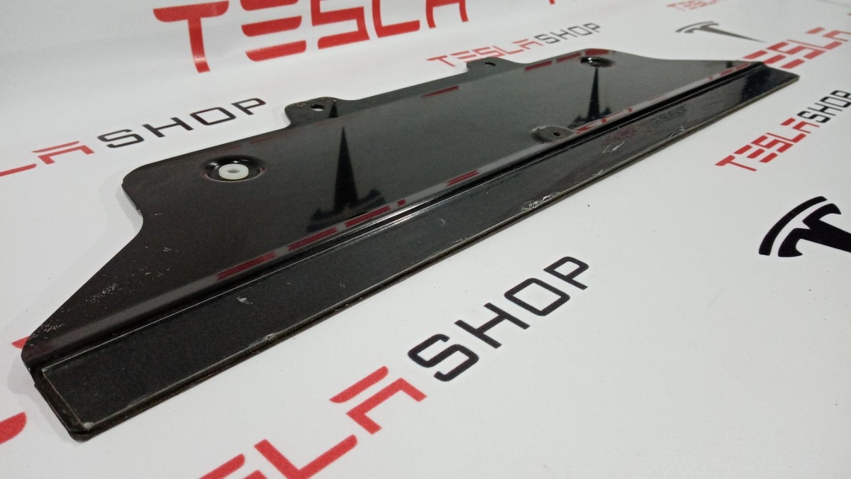 Кронштейн подрамника к Tesla Model S 2014