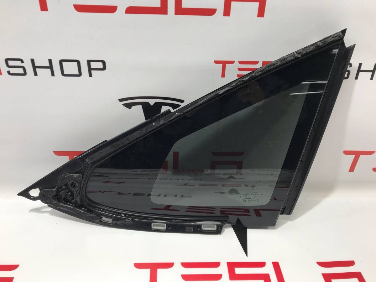 Стекло заднее к Tesla Model S 2021