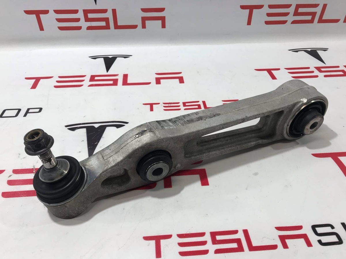 Рычаг передний к Tesla Model S 2015