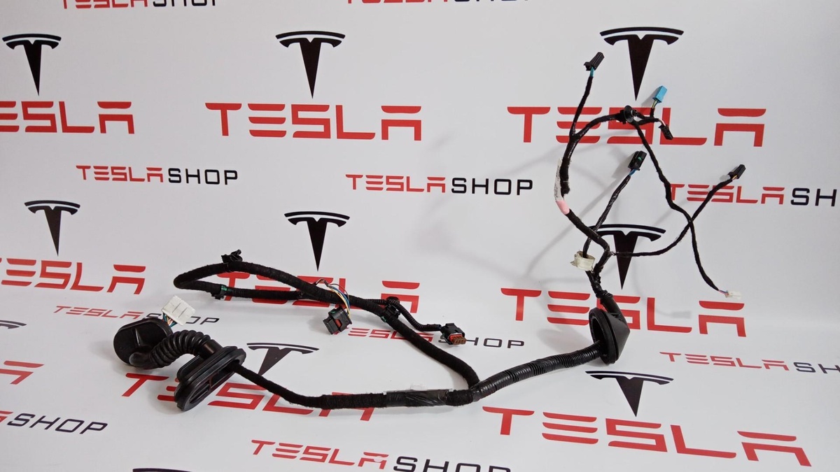 Проводка двери к Tesla Model 3 2019