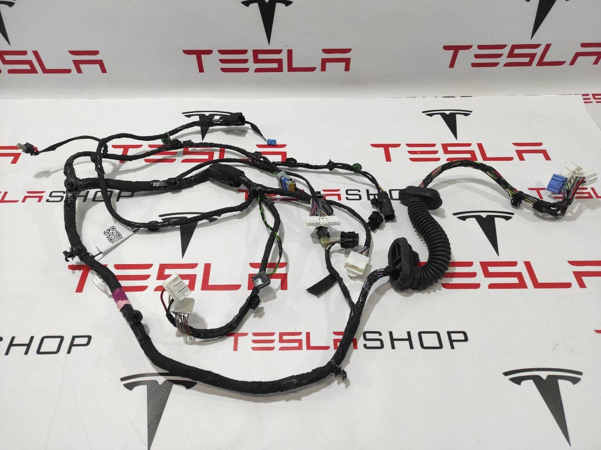 Проводка двери к Tesla Model X 2022