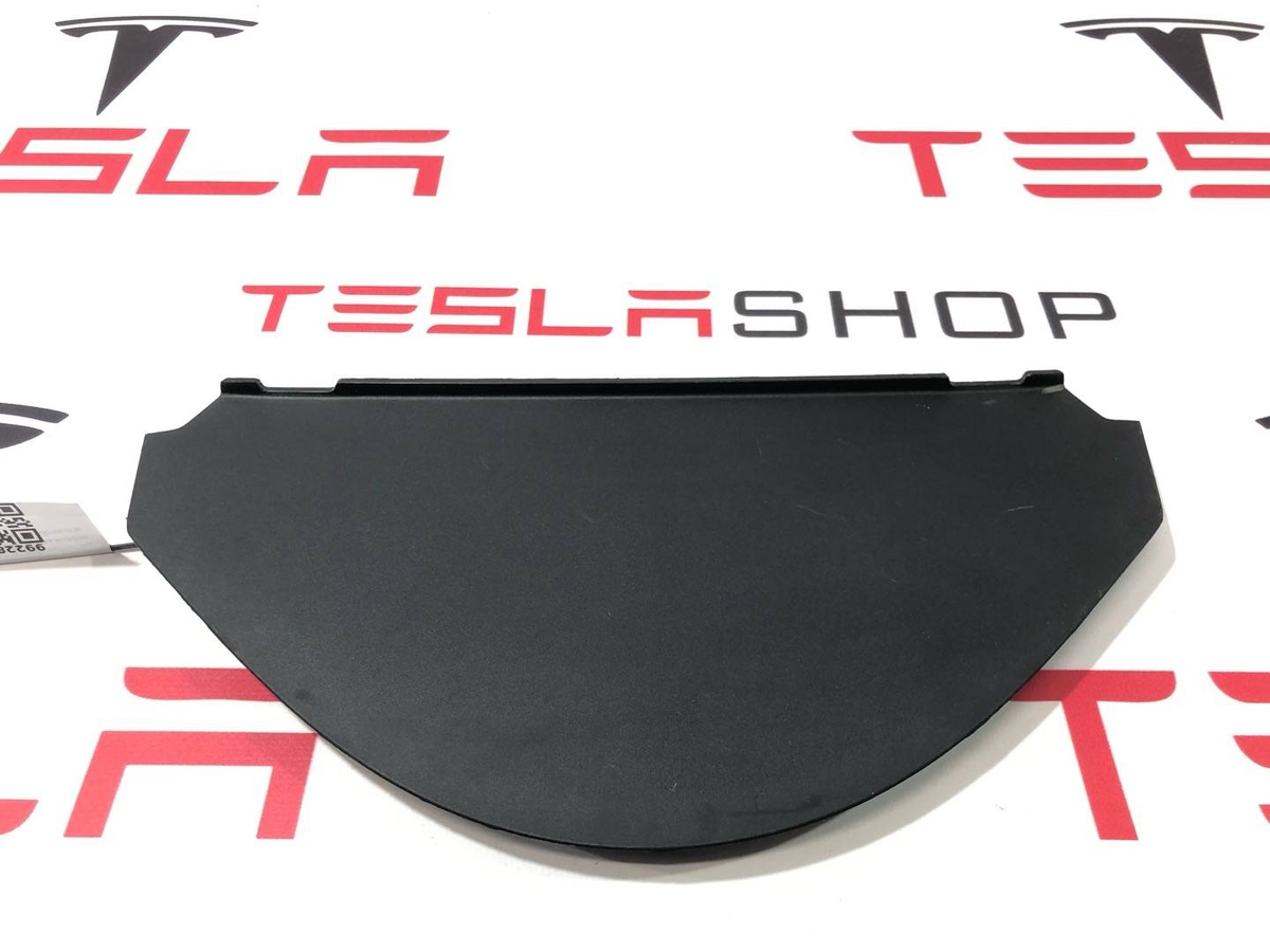 Монитор к Tesla Model X 2017