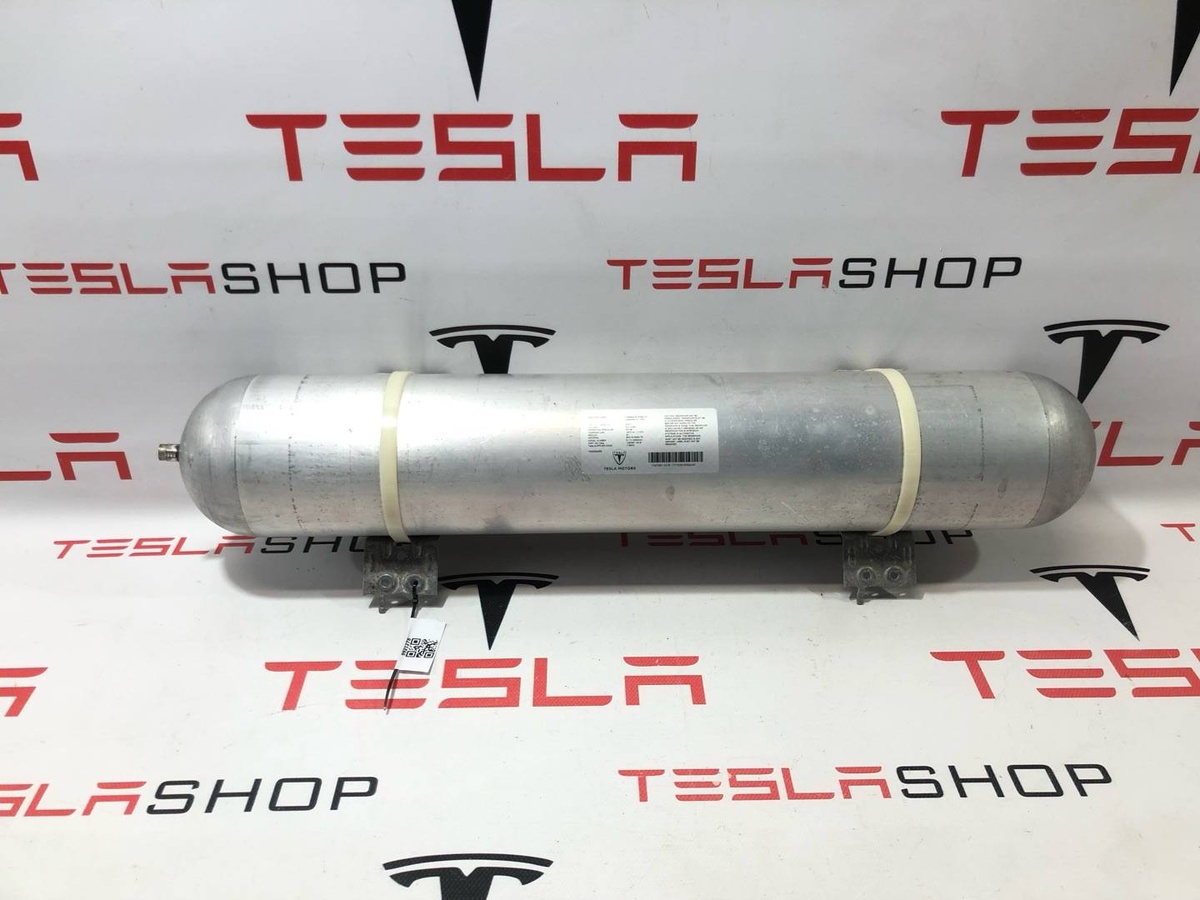 Ресивер пневмоподвески к Tesla Model X 2017