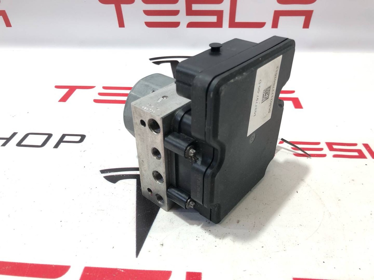 Блок ABS к Tesla Model X 2017