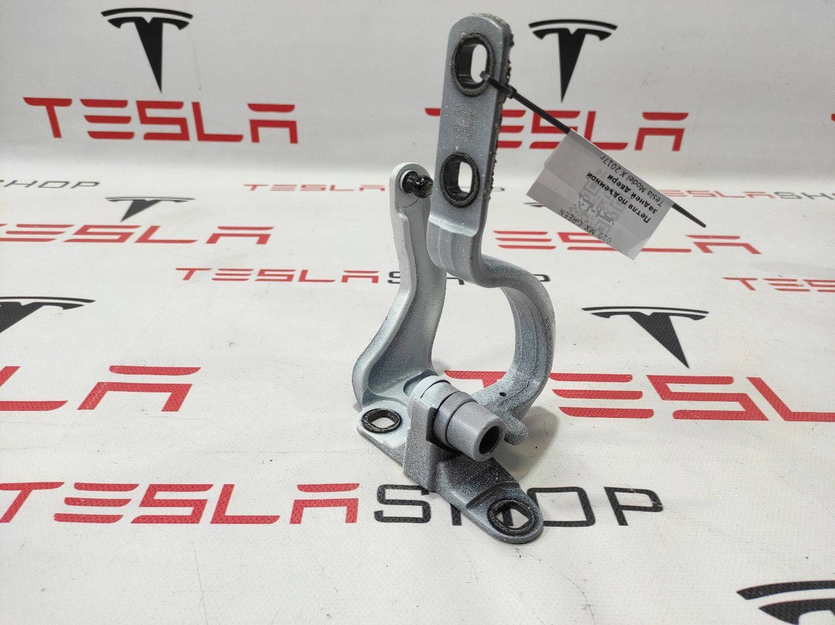 Петля двери к Tesla Model X 2017