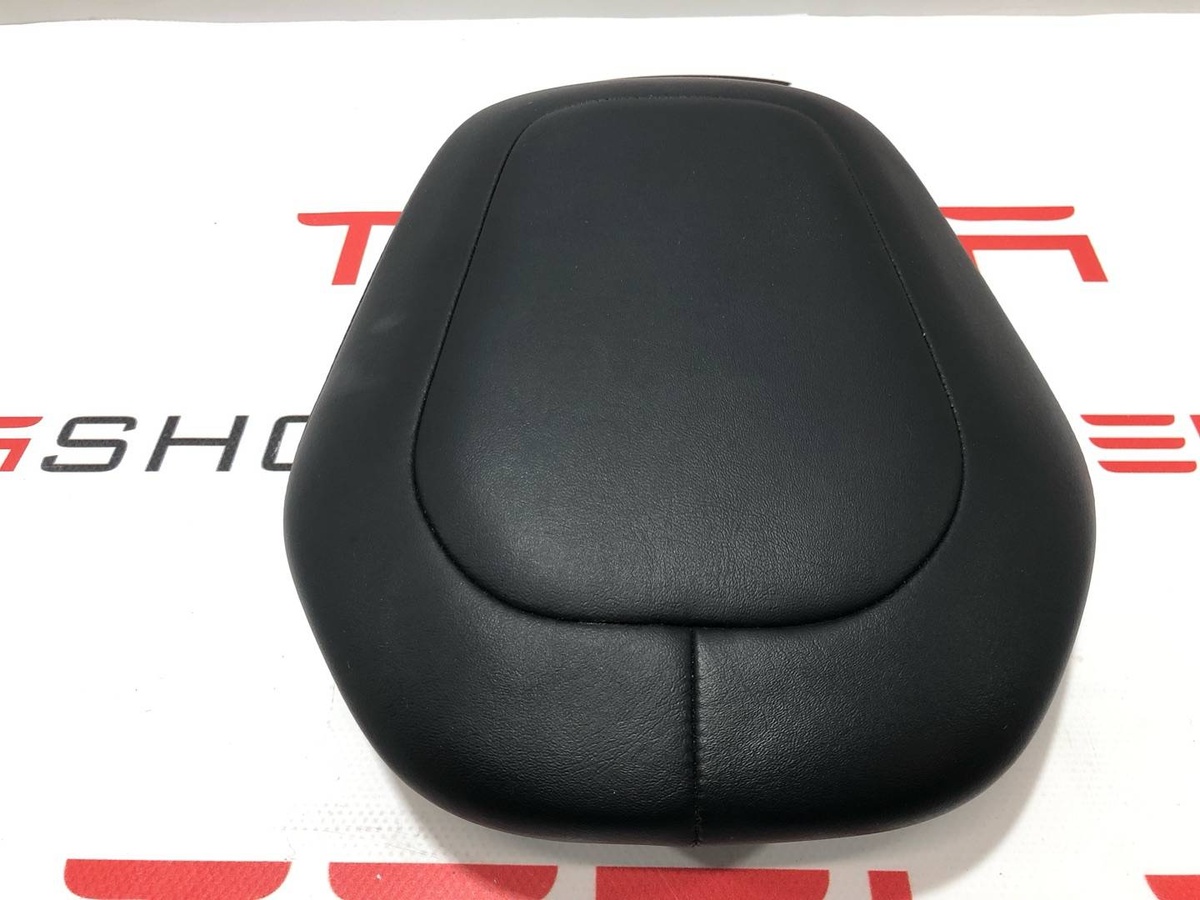 Подголовник к Tesla Model S 2019