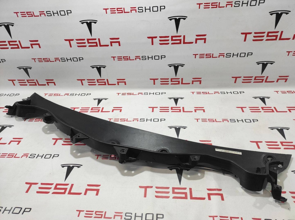 Дождевик к Tesla Model X 2017