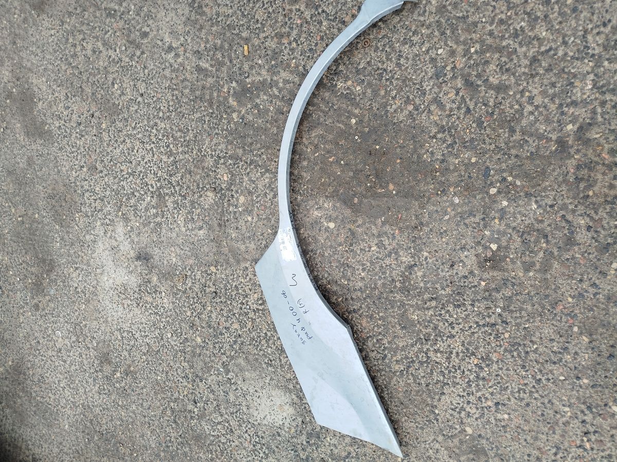 Арка колеса к Toyota RAV 4 2003