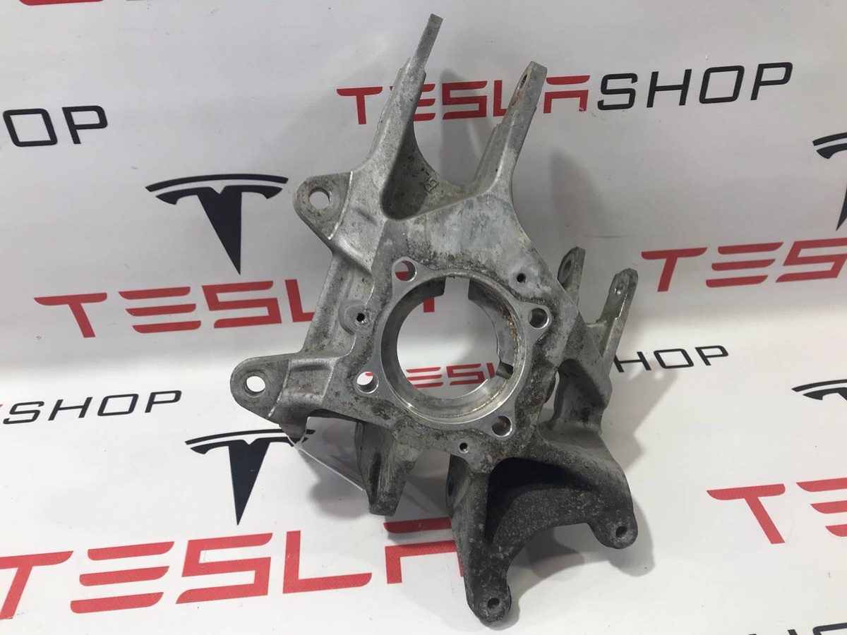 Кулак задний левый к Tesla Model S 2015