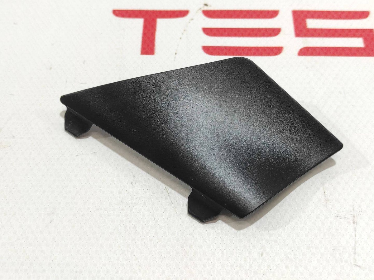 Заглушка к Tesla Model S 2018