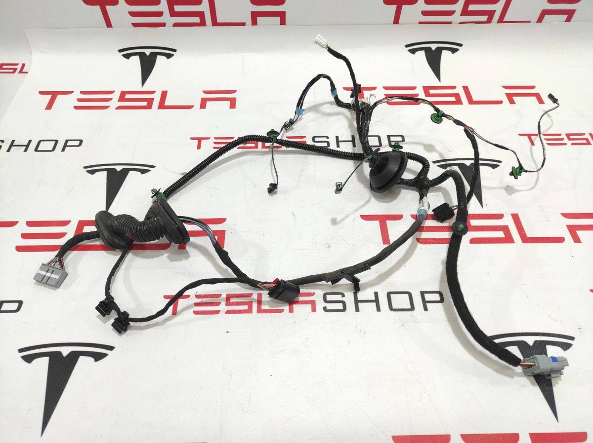 Проводка двери к Tesla Model S 2018
