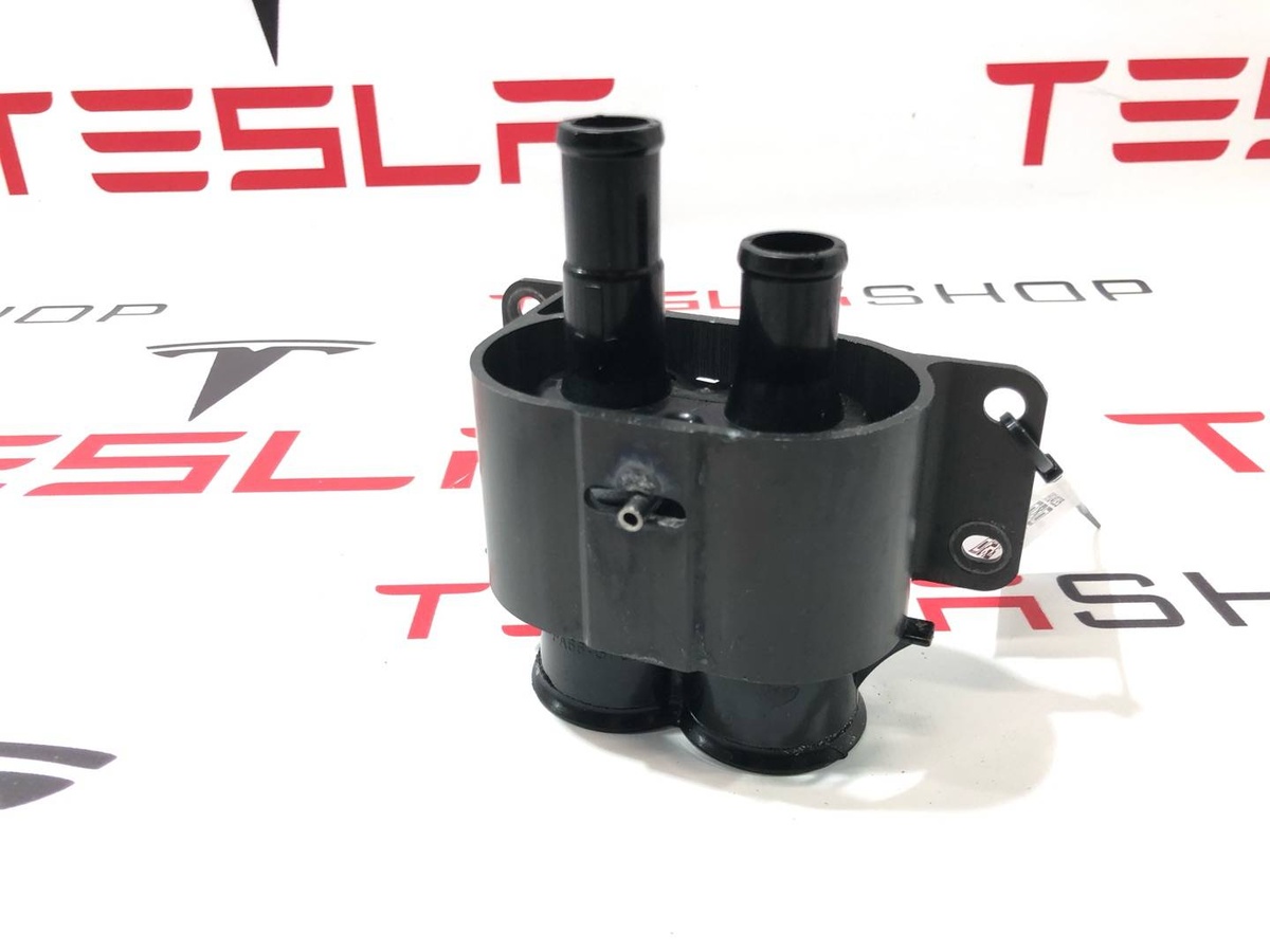 Клапан перепускной к Tesla Model X 2019