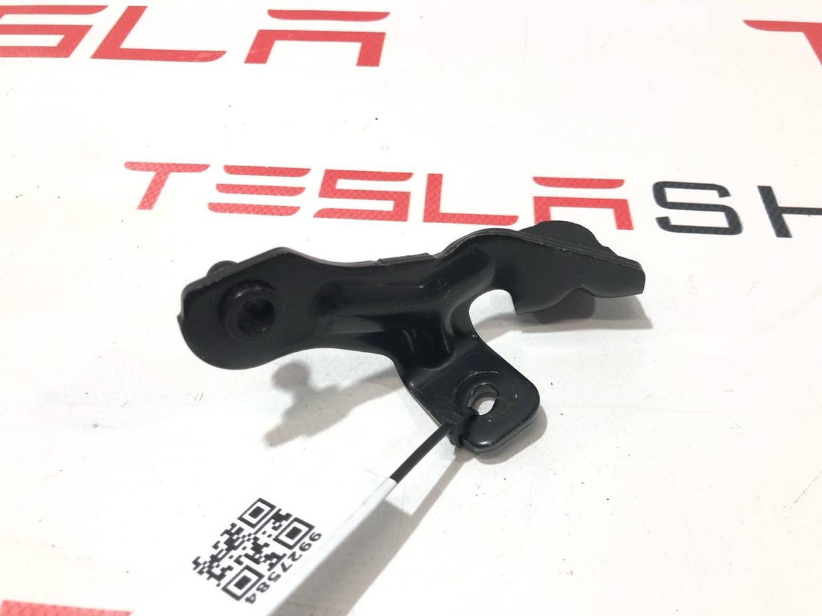 Механизм (прочие) к Tesla Model 3 2020