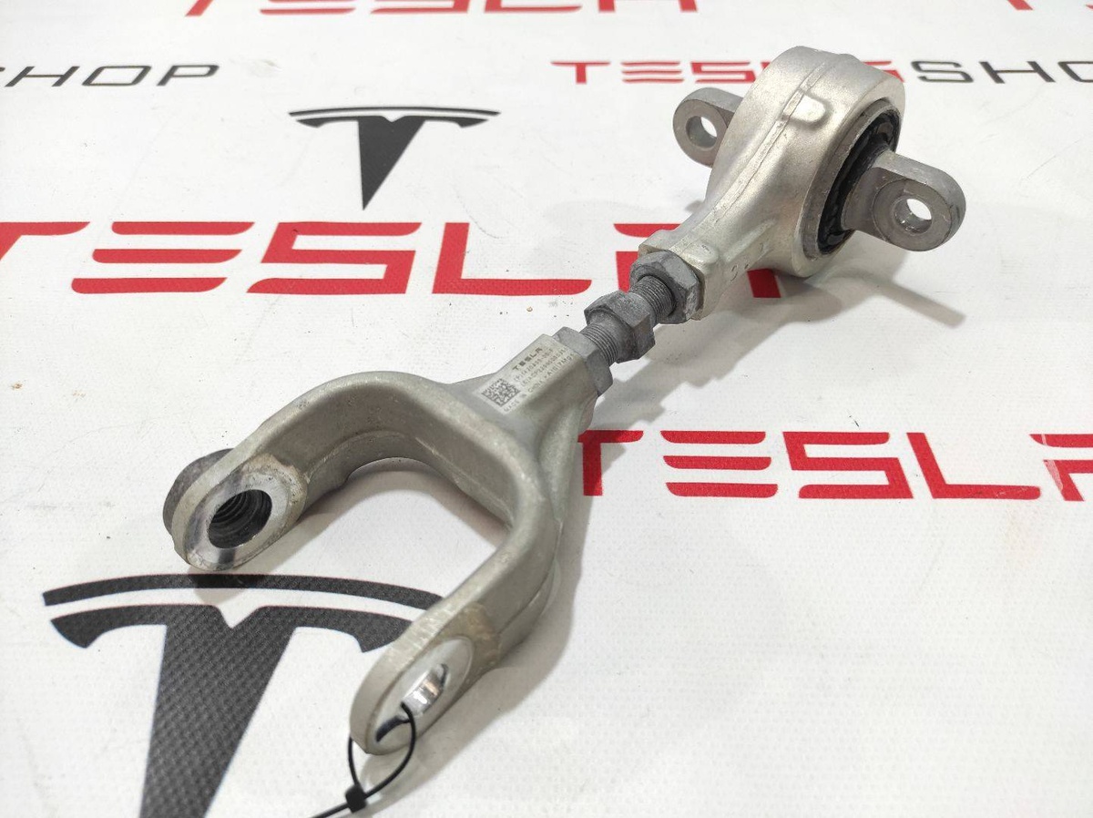 Тяга развальная к Tesla Model X 2022